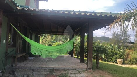 Seasonal house for up to 8 people in the Praia da Silveira neighborhood of Garopaba-SC