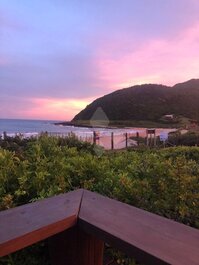 Casa de temporada para hasta 8 personas en el barrio Praia da Silveira Garopaba-SC