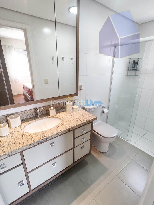 Apartamento para aluguel de temporada em Florianópolis (Cachoeira do Bom Jesus)