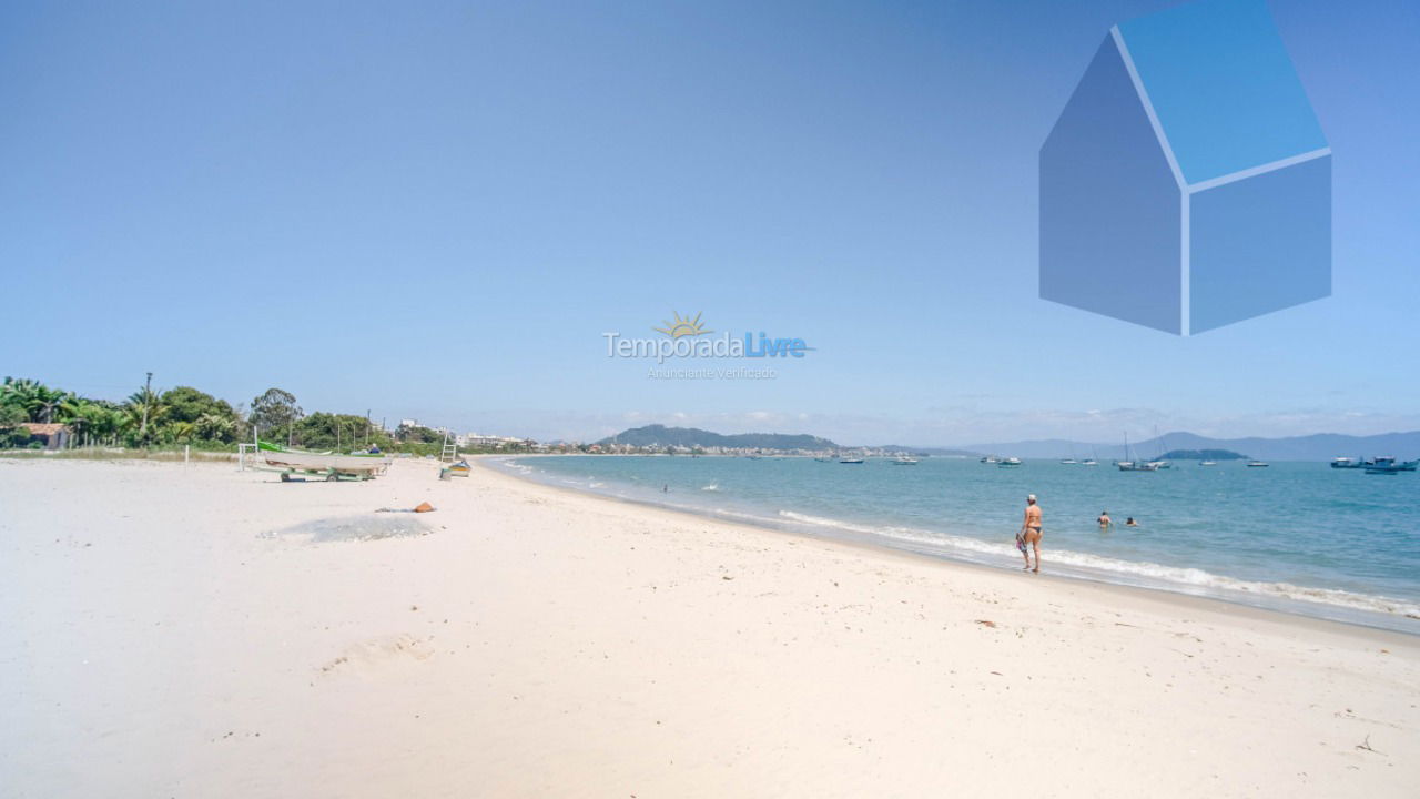 Apartamento para aluguel de temporada em Florianópolis (Cachoeira do Bom Jesus)