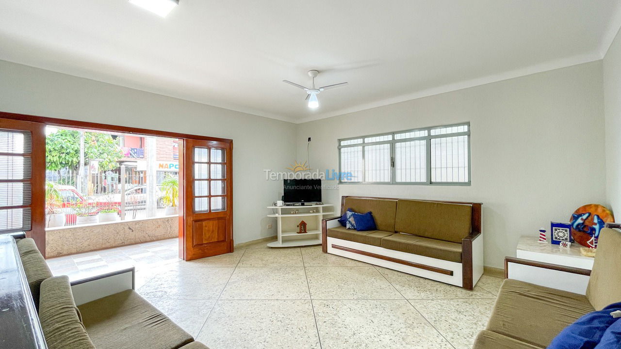 Casa para aluguel de temporada em Ubatuba (Praia do Tenório)