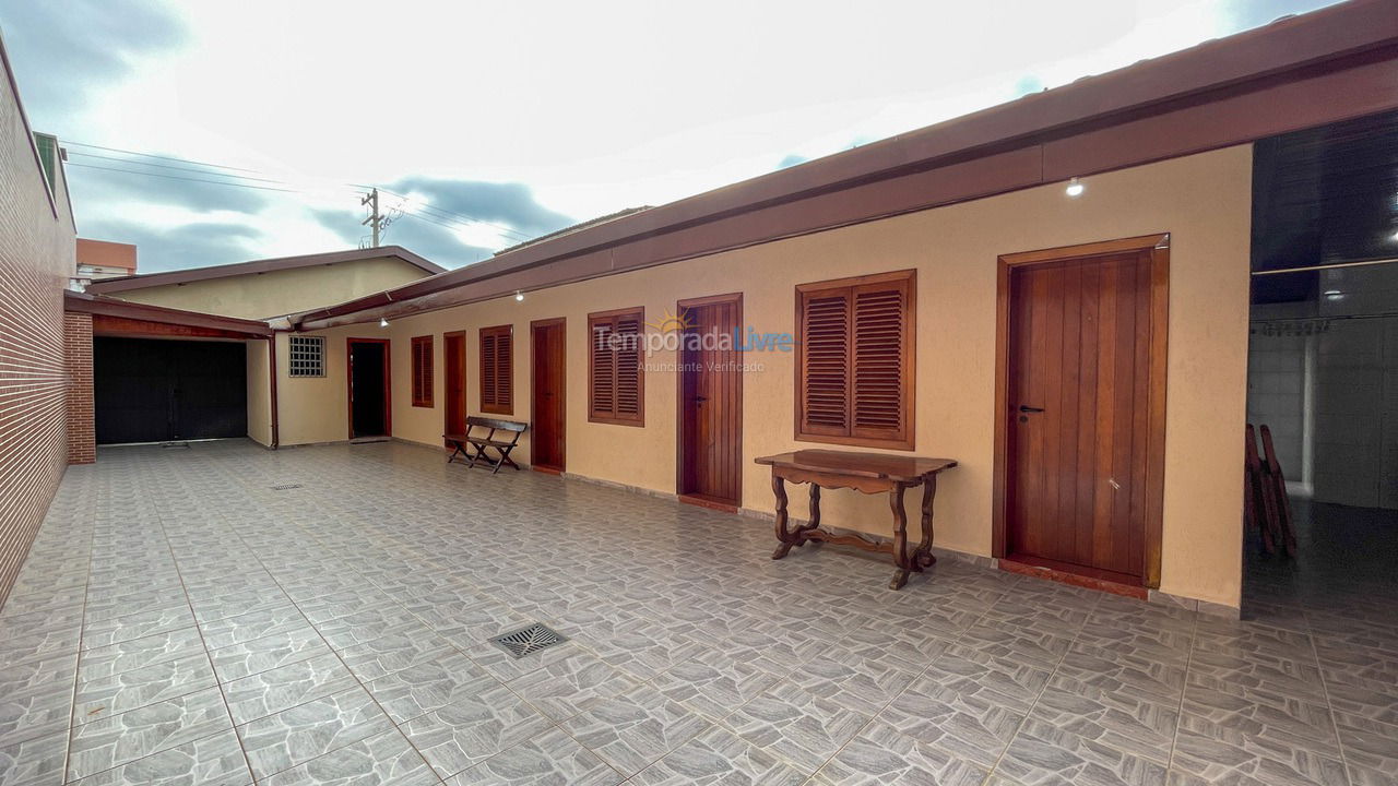 House for vacation rental in Ubatuba (Praia do Tenório)