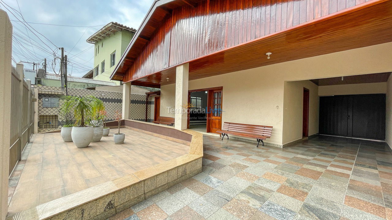 House for vacation rental in Ubatuba (Praia do Tenório)