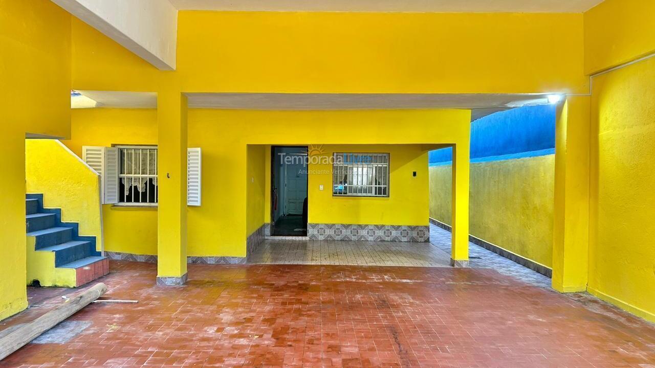 House for vacation rental in Itanhaém (Balneário Gaivotas)