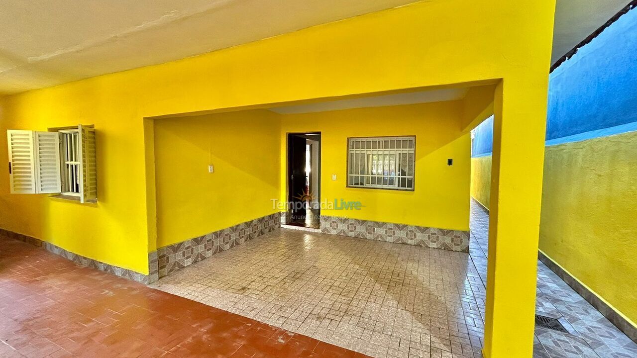 Casa para aluguel de temporada em Itanhaém (Balneário Gaivotas)