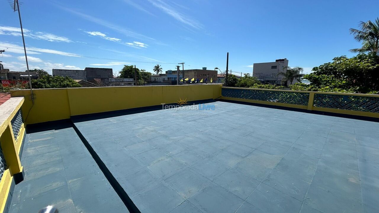 Casa para aluguel de temporada em Itanhaém (Balneário Gaivotas)