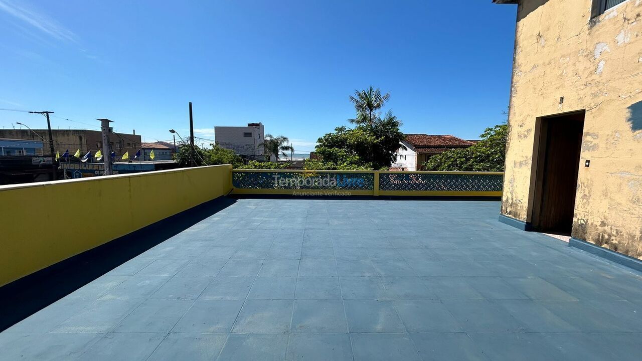 House for vacation rental in Itanhaém (Balneário Gaivotas)