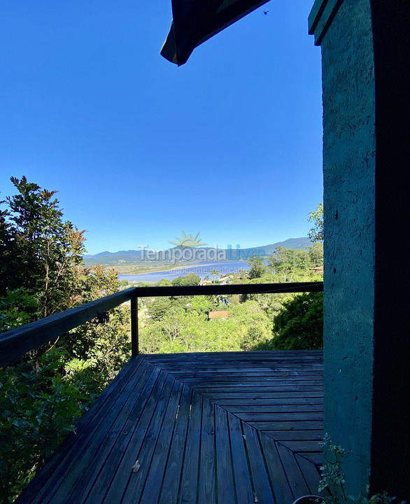 Casa para alquiler de vacaciones em Garopaba (Praia da Ferrugem)