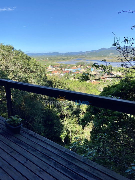 Casa para alquiler de vacaciones em Garopaba (Praia da Ferrugem)