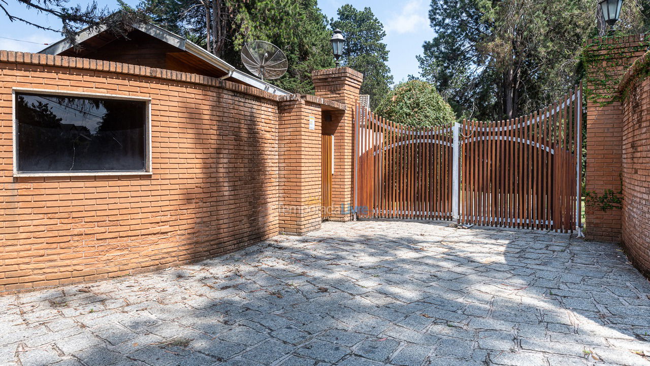 Casa para alquiler de vacaciones em Campos do Jordão (Alto da Boa Vista)