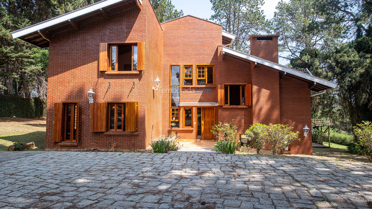 Casa para alquiler de vacaciones em Campos do Jordão (Alto da Boa Vista)