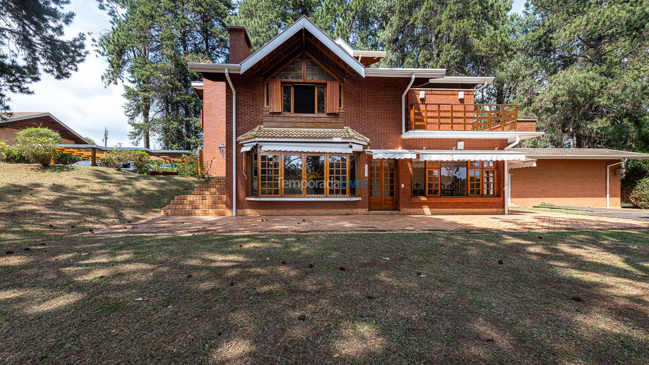 Casa para alquiler de vacaciones em Campos do Jordão (Alto da Boa Vista)