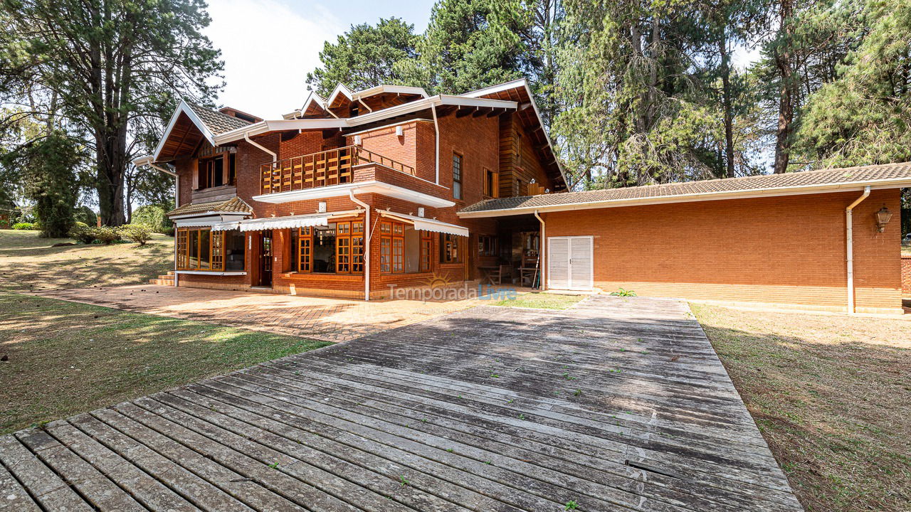 Casa para alquiler de vacaciones em Campos do Jordão (Alto da Boa Vista)