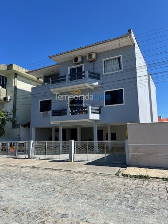 Apartamento para aluguel de temporada em São Francisco do Sul (Enseada)