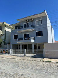 Great apartment, 1 suite, 1 bedroom with AC, living room with AC and WI-FI, 150m from the sea