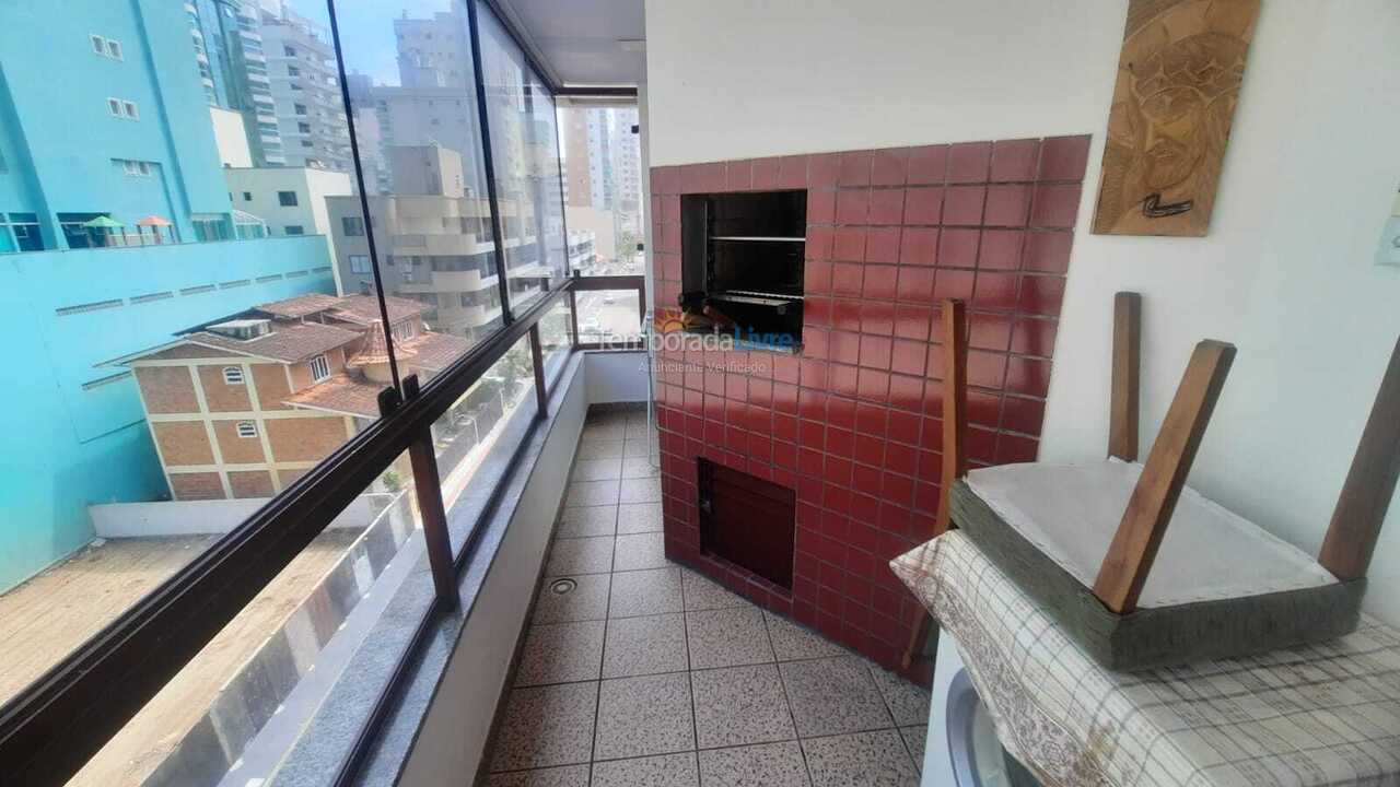 Apartamento para aluguel de temporada em Itapema (Meia Praia)