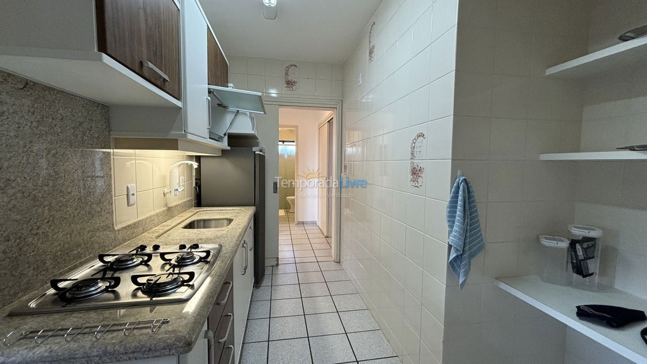 Apartamento para aluguel de temporada em Florianópolis (Canasvierias)