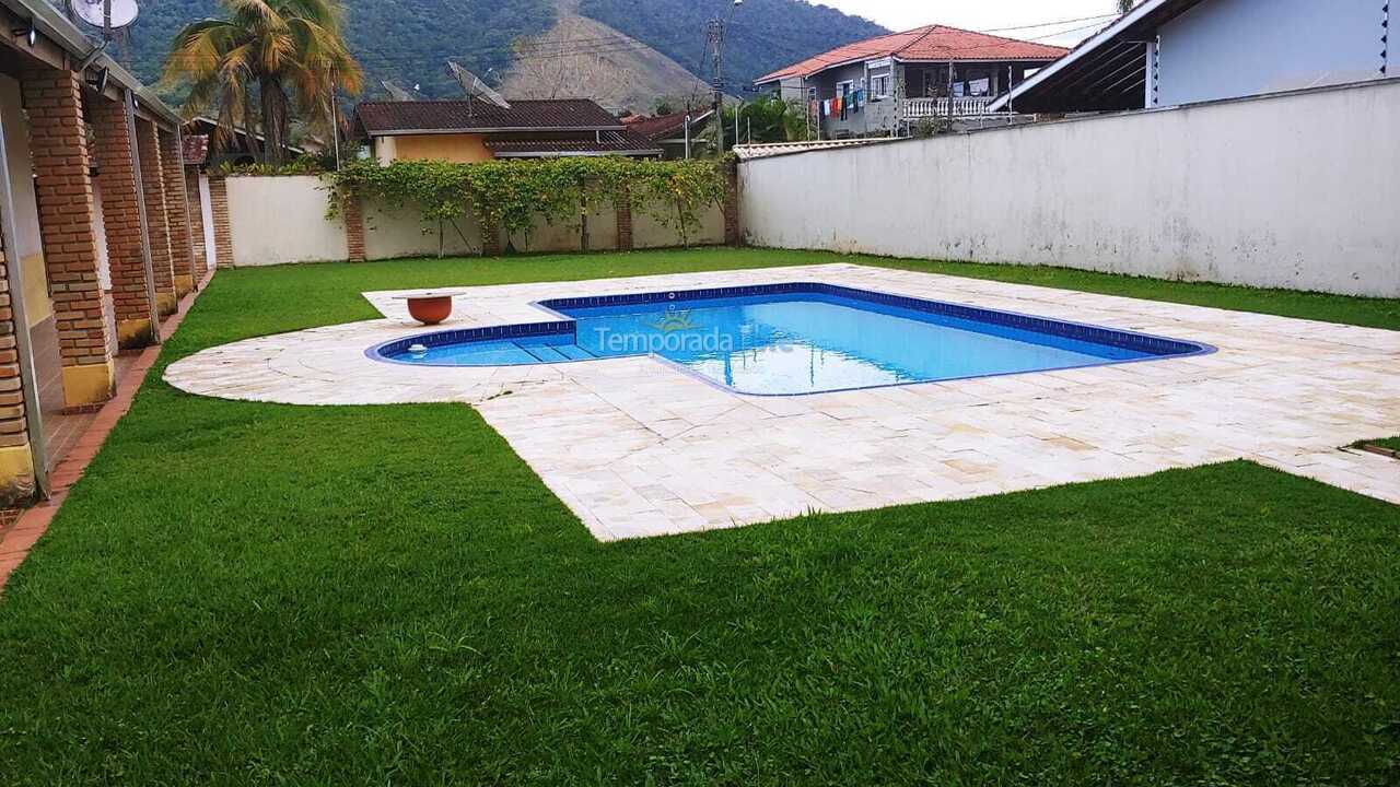 Casa para aluguel de temporada em Ubatuba (Maranduba)