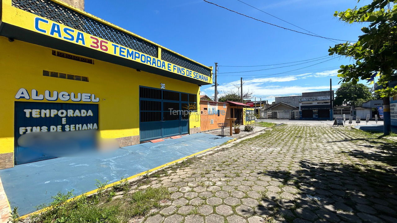 Casa para aluguel de temporada em Itanhaém (Balneário Gaivotas)