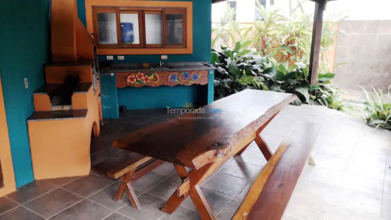 House for vacation rental in Ubatuba (Praia de Itamambuca)