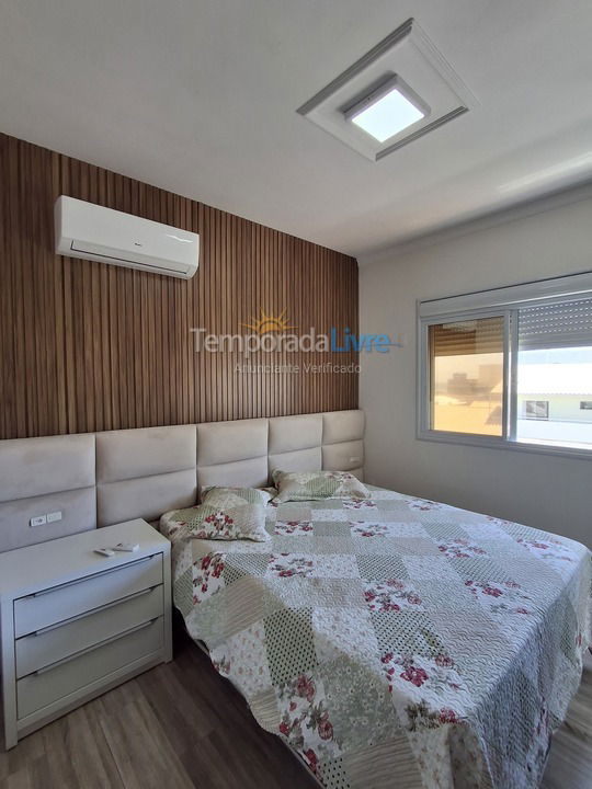 Apartamento para alquiler de vacaciones em Bombinhas (Praia de Bombas)