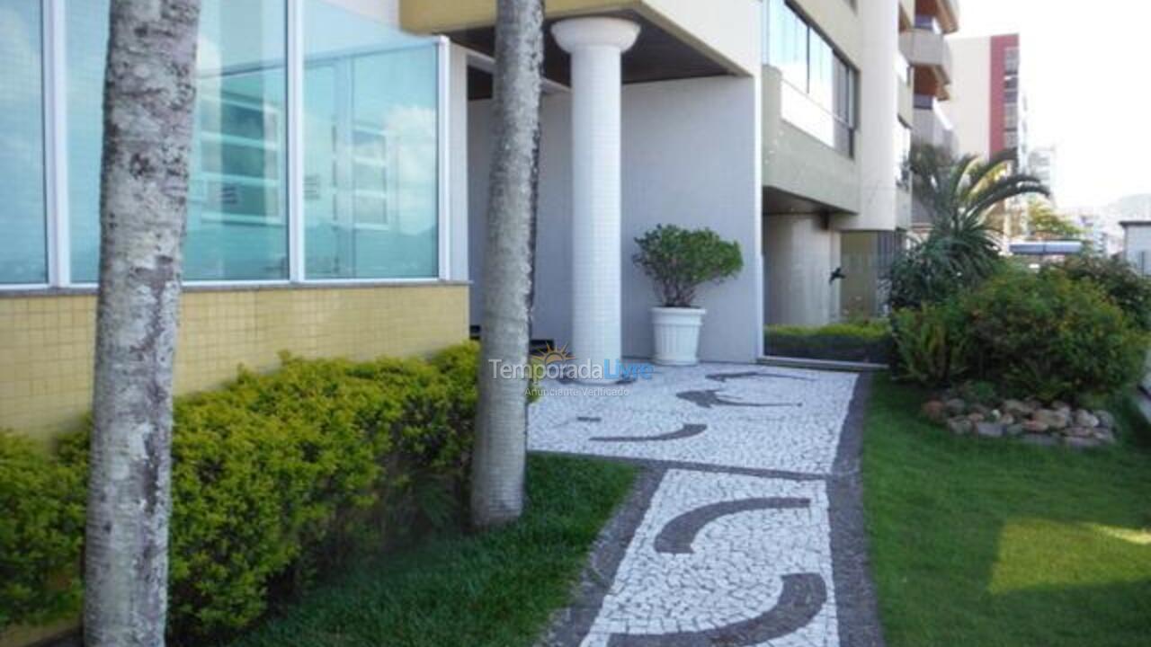 Apartamento para aluguel de temporada em Itapema (Centro)