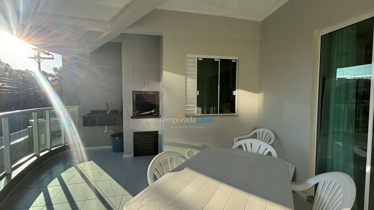 Apartment for vacation rental in Bombinhas (Praia de Bombinhas)