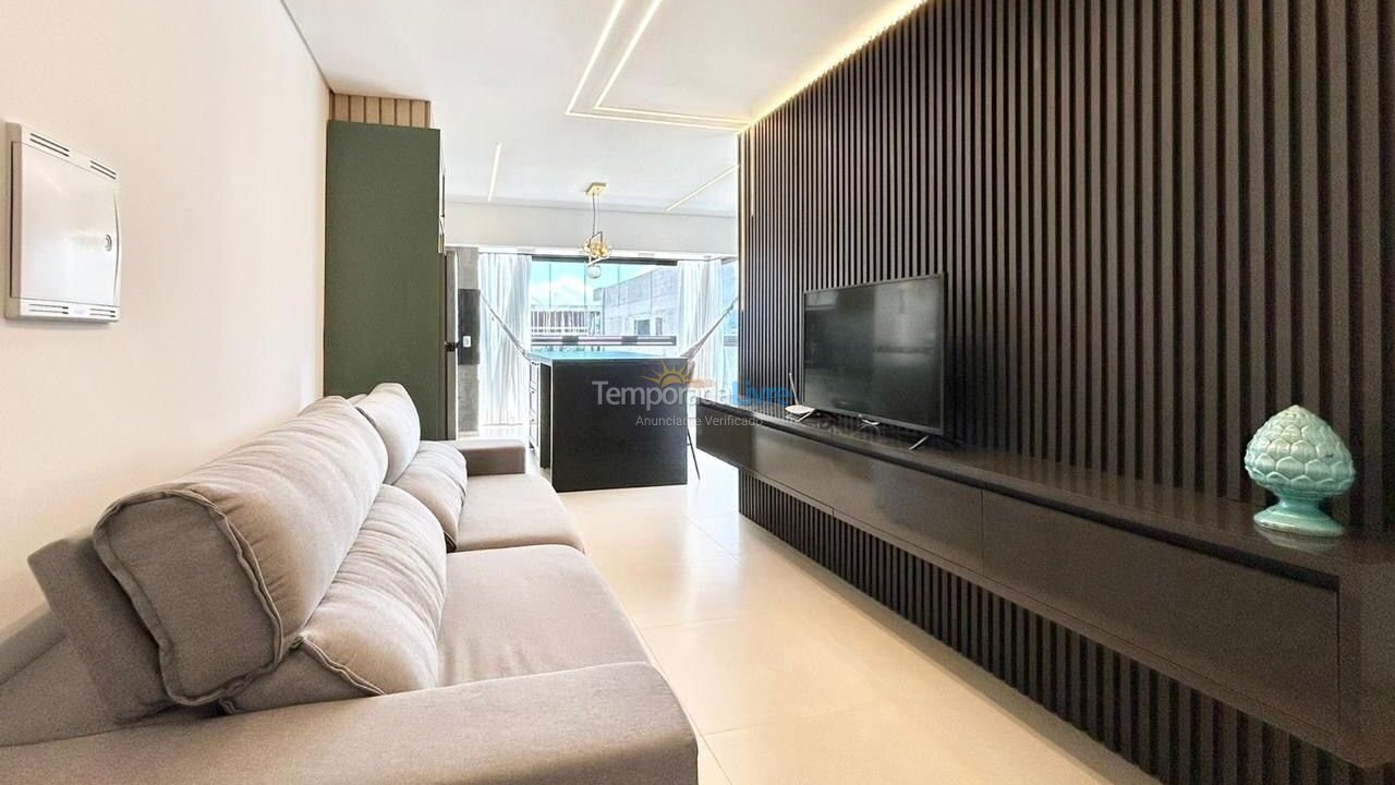 Apartamento para aluguel de temporada em Bombinhas (Canto Grande)