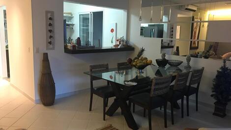 Apartamento de 3 habitaciones (2 suites) en Riviera