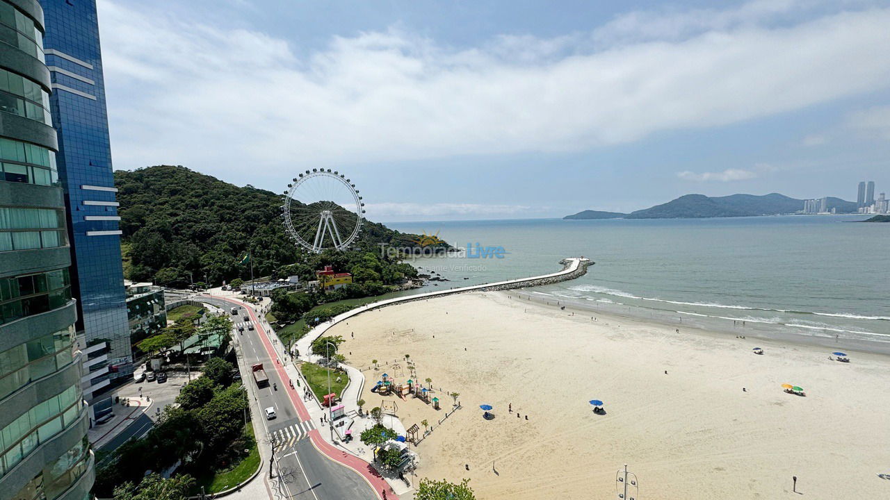 Apartamento para aluguel de temporada em Balneário Camboriú (Praia Central)