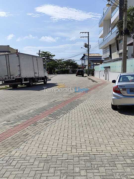 Casa para aluguel de temporada em Bombinhas (Mariscal)