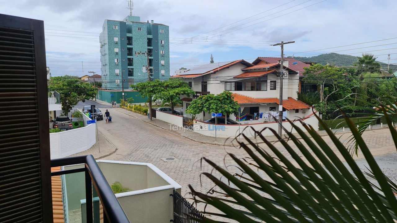 Casa para alquiler de vacaciones em São Francisco do Sul (Enseada)