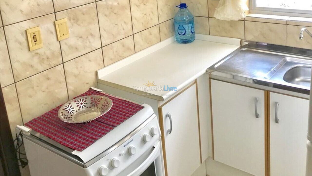 Apartamento para alquiler de vacaciones em Itapema (Meia Praia)