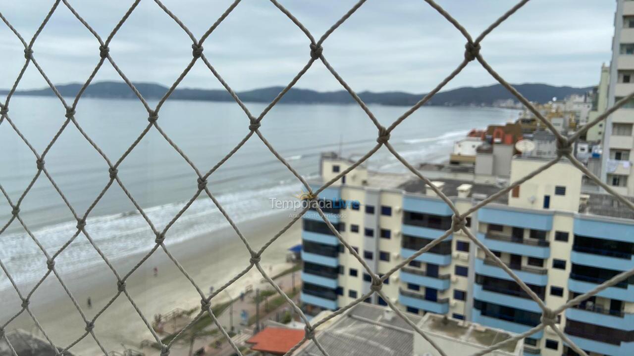 Apartamento para aluguel de temporada em Itapema (Meia Praia)