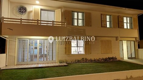 House for rent in Florianópolis - Cachoeira do Bom Jesus