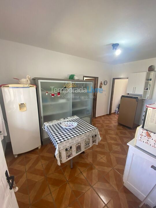 Casa para alquiler de vacaciones em São Francisco do Sul (Praia Grande)