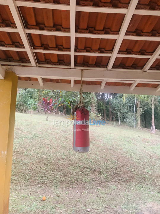 Granja para alquiler de vacaciones em Ibiúna (Rio de Una de Cima)