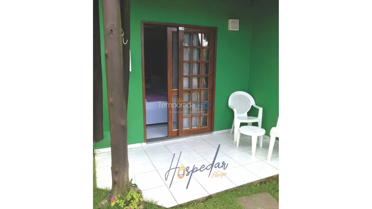 Apartamento para aluguel de temporada em Florianópolis (Canto da Lagoa)