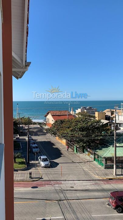 Apartment for vacation rental in Bombinhas (Praia de Bombas)