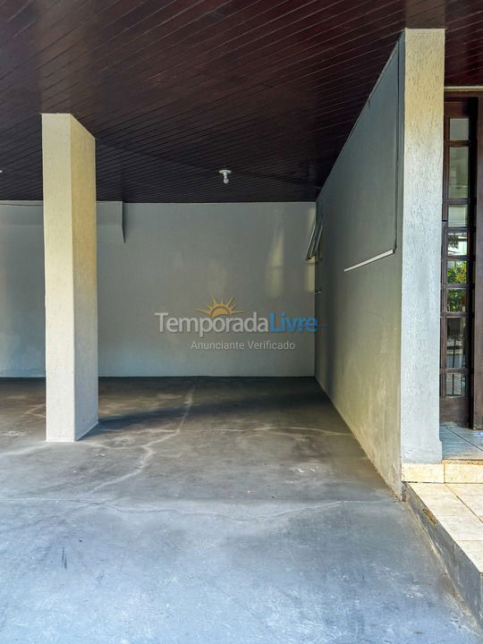 Apartment for vacation rental in Itapema (Meia Praia)