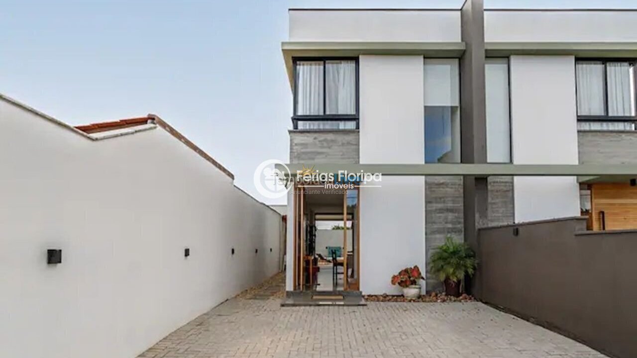House for vacation rental in Florianopolis (Campeche)