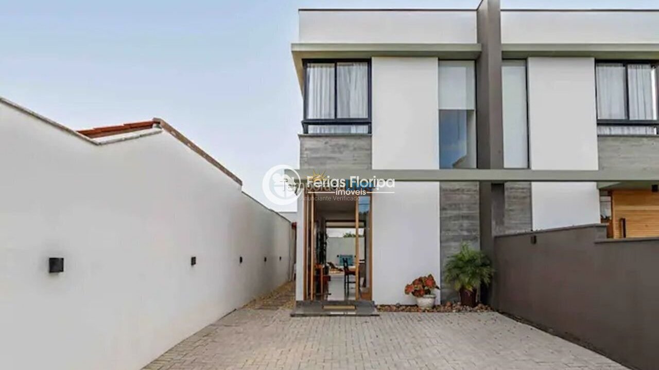 House for vacation rental in Florianopolis (Campeche)