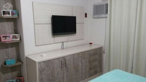 Quarto 01 com cama box, tv e ar