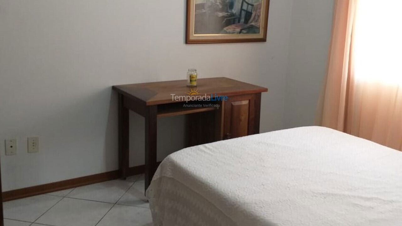 Casa para alquiler de vacaciones em Itapema (Centro)