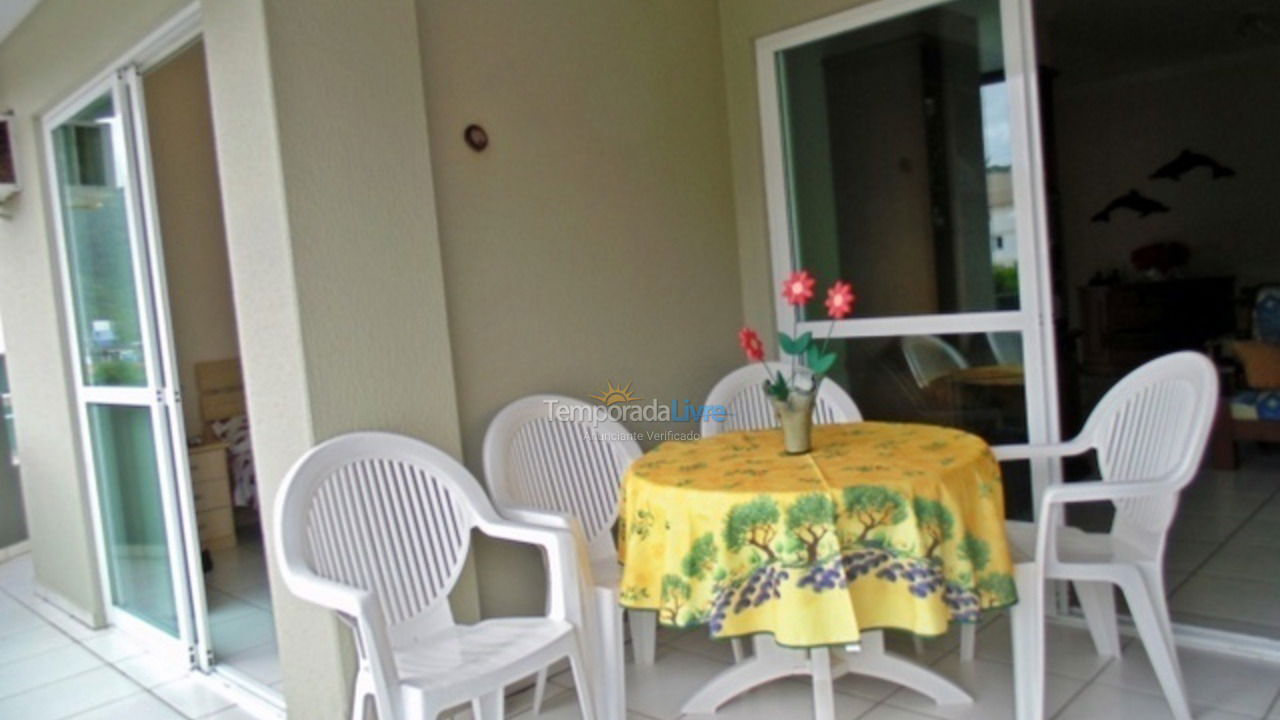 Apartment for vacation rental in Itapema (Centro)