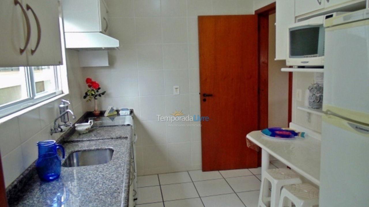 Apartment for vacation rental in Itapema (Centro)