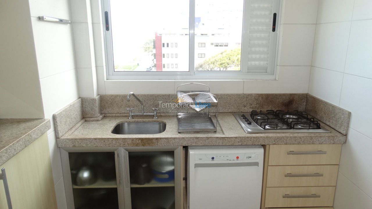 Apartment for vacation rental in Itapema (Centro)