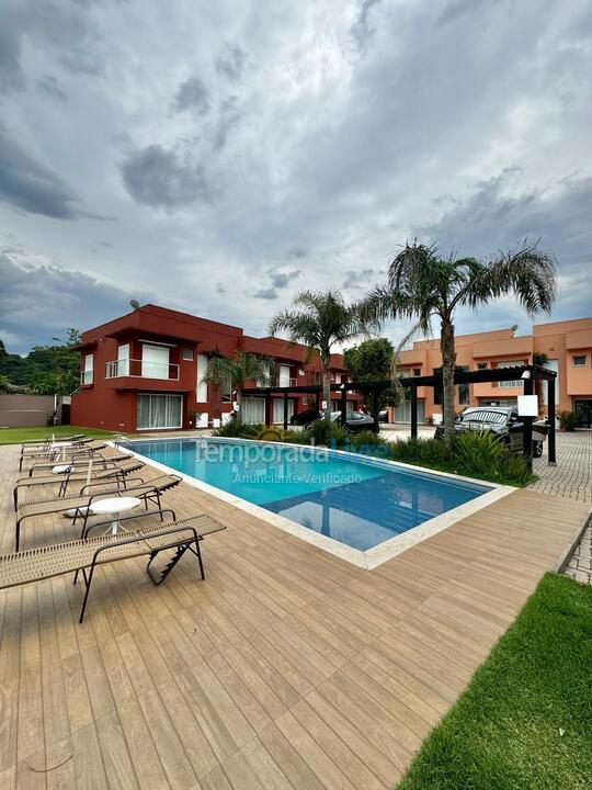 Casa para aluguel de temporada em São Sebastião (Boiçucanga)