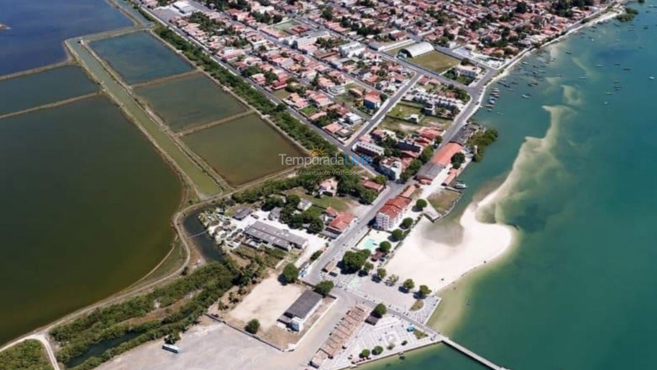 Casa para aluguel de temporada em Salinas da Margarida (Praia do Araçá)