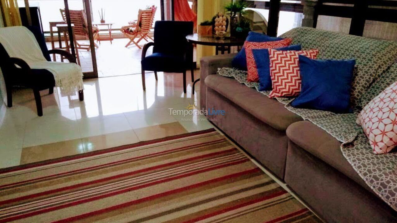 Apartment for vacation rental in Itapema (Centro)